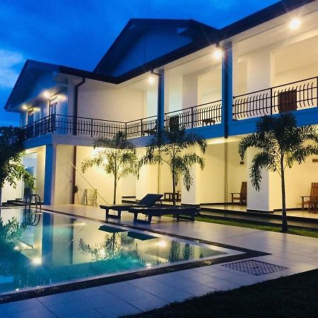 Sea Lagoon Beach Hotel Trincomalee Εξωτερικό φωτογραφία