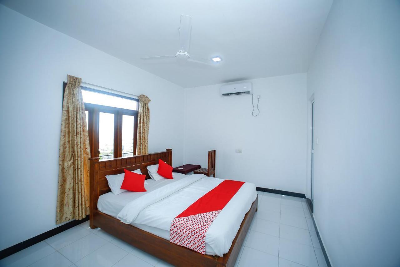 Sea Lagoon Beach Hotel Trincomalee Εξωτερικό φωτογραφία