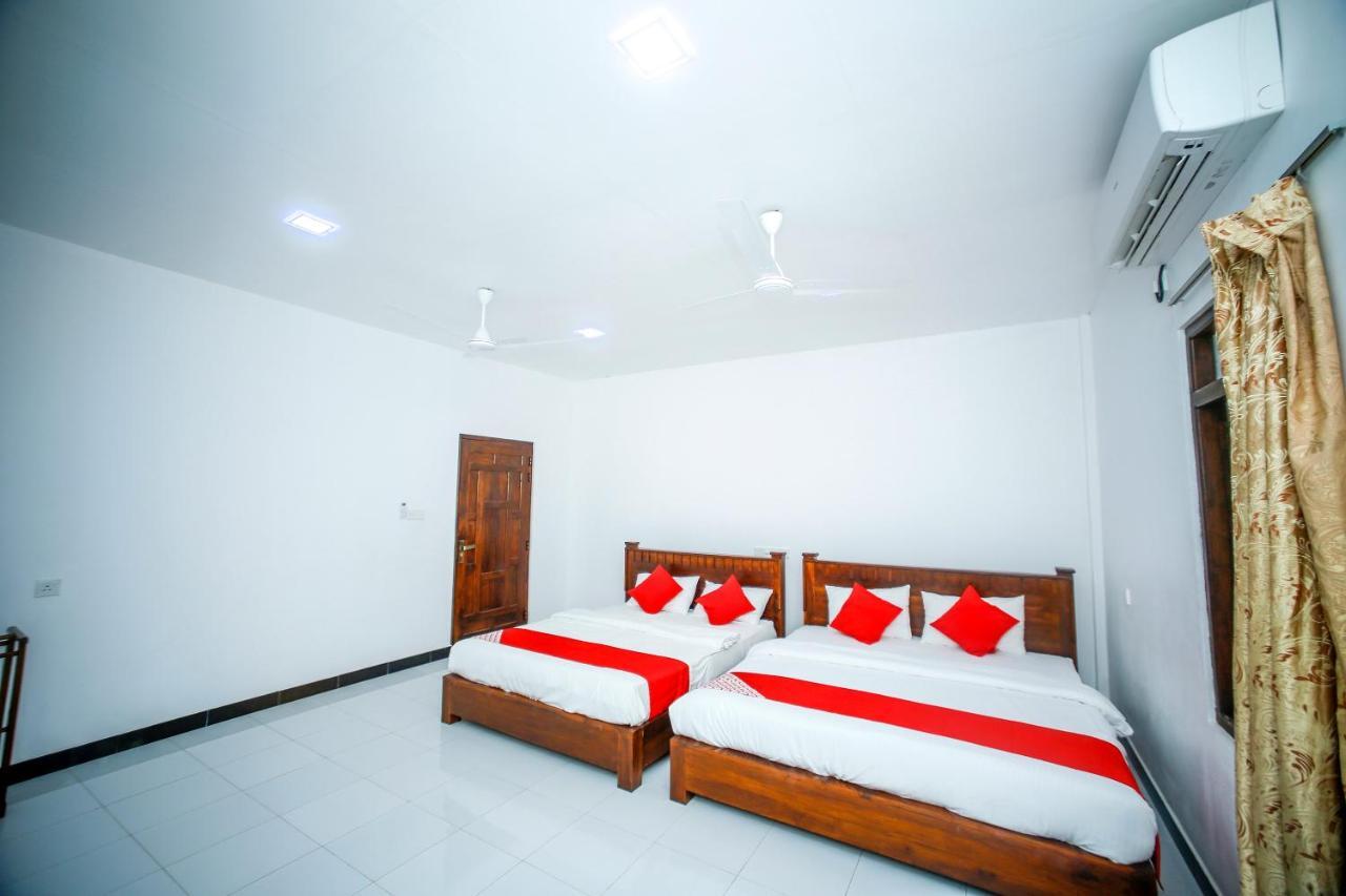 Sea Lagoon Beach Hotel Trincomalee Εξωτερικό φωτογραφία